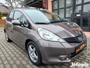 Honda Jazz 1.4 Elegance CVT Márkaszervizben SZE...