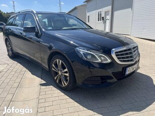 Mercedes-Benz E 200 Bluetec T Elegance