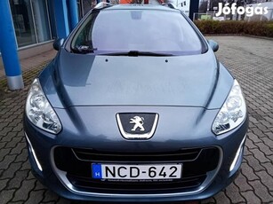 Peugeot 308 SW 1.6 e-HDi Active+ (7 személyes )...