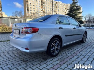 Toyota Corolla Sedan 1.33 Luna Te is tudod hogy...