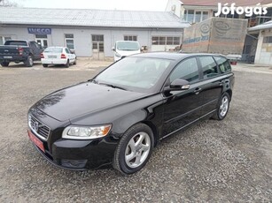 Volvo V50 1.6 D [D2] Kinetic Rozsdamentes!