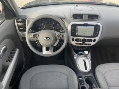 KIA SOUL EV CVT LED!NAVIGÁCIÓ!KAMERA!ÜLÉSF!KORMÁNYF!DIGIT KLÍMA!TEMPOMAT!CARPLAY!KEYLESS!