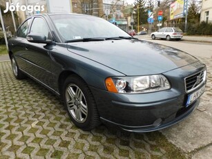 Volvo S60 2.4 D5 Momentum Geartronic Vezetett s...