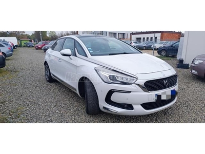 CITROEN DS5 1.6 THP Sport Chich 210 Le új modell 2015.10.havi