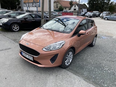 FORD FIESTA 1.1 Technology szervizkönyv.gyári fényezés.téli csomag