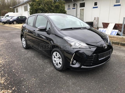 TOYOTA YARIS 1.0 Live 39e km!!!Tolató kamera!