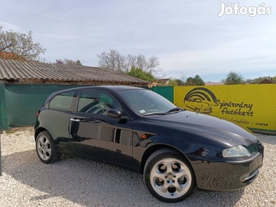 ALFA Romeo 147 1.6 T. Spark ECO Distinctive Fri...