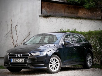 AUDI A3 1.6 TDI Attraction