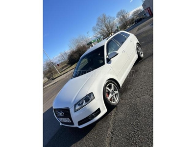 AUDI A3 2.0 TDI Attraction S-tronic DPF 3x Sline