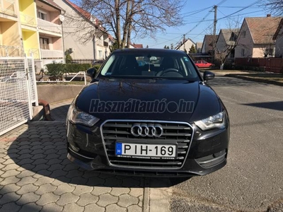 AUDI A3 Sportback 2.0 TDI Attraction S-tronic