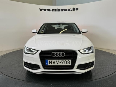 AUDI A4 1.8 TFSI S-Line 117.190 km! szervizkönyves. leinformálható. vonóhorog