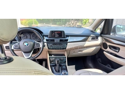 BMW 2-ES SOROZAT 220d Luxury (7 személyes )