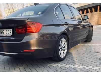 BMW 320d (Automata) Vez. Szerviz könyv. Vezérléscserével. 2db Gyári kulcs