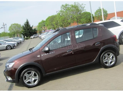 DACIA SANDERO 0.9 TCe Stepway Arctic Easy-R Automata (Navigáció) /Magyarországi - Első tulajdonostól - 34.800 KM!/