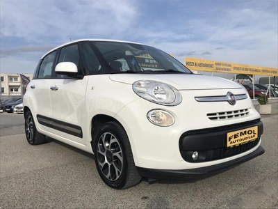 FIAT 500L 1.4 16V Lounge Végig Sz.könyv! Megkímélt! Moi.! 87.000 Km.! Üvegtető!