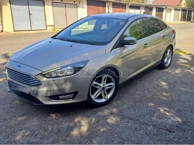 FORD FOCUS 1.0 EcoBoost Titanium S S