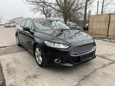 FORD MONDEO 2.0 TDCi Titanium Powershift LED-NAVI-ÜLFŰT-RADAR-ALUFELNI