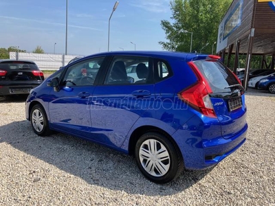 HONDA JAZZ 1.3 Trend ELSŐ GAZDÁS-HONDÁNÁL SZERVIZELT-EXTRÁS