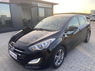 HYUNDAI I30 1.4 MPi ISG Business Life Navi.Ülés fütés. Kamera. Kormány Fütés.Tempomat.Tel Khangositó