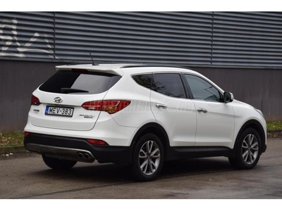 HYUNDAI SANTA FE 2.2 CRDi Premium (Automata) Magyar. navi. bőr. 4x4. szervizelt. 1 tulaj !