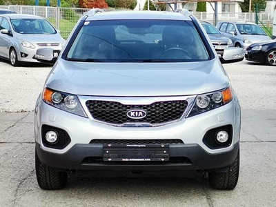 KIA SORENTO 2.2 CRDi EX Prémium (Automata) Ajándék 18-as nyári gumikkal könnyűfém felnire szerelve. TOLATÓ KAMERA!!