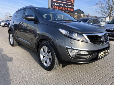 KIA SPORTAGE 1.7 CRDi EX Prémium MEGKÍMÉLT SZÉP!VÉGIG SZERVÍZKÖNYVES!KAMERA 4ÜLÉSFŰTÉS XENON!