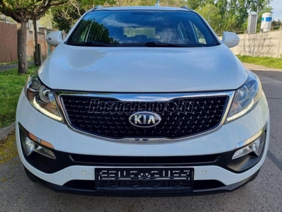 KIA SPORTAGE 1.7 CRDi FIFA Prémium /KAMERA/RADAR/SZÉP ÁLLAPOT/120e km/