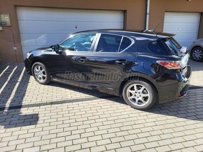 LEXUS CT 200h Executive&Navigation (Automata)