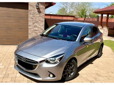 MAZDA 2 1.5 Attraction (Automata) Red Edition/Navi/Full Led/Headup/Kamera/F1