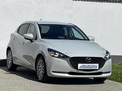 MAZDA 2 1.5 Takumi Navi/Kamera/LED/RVM/16-os Alu/Ülésfűtés/Radarok/Sérülésmentes/Szervizkönyves