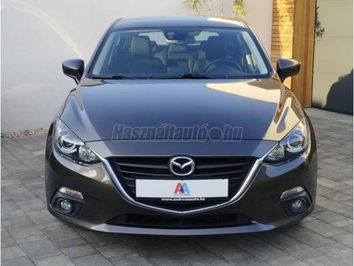 MAZDA 3 Sport 1.5 Challenge ///// FOGLALÓZVA