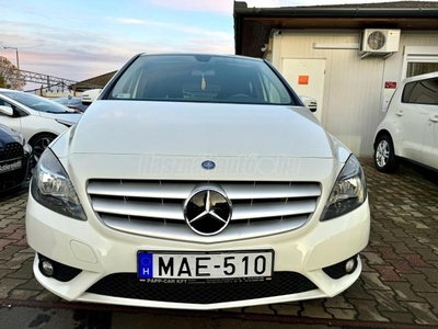 MERCEDES-BENZ B 180 BlueEFFICIENCY 122Le!Led.Automata Klíma.Bluetooth.16-os Alufelni!Új féktárcsák-betétek!