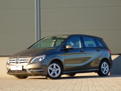 MERCEDES-BENZ B-OSZTÁLY B 180 CDI BlueEFFICIENCY (Automata) Magasan felszerelt Új kuplung