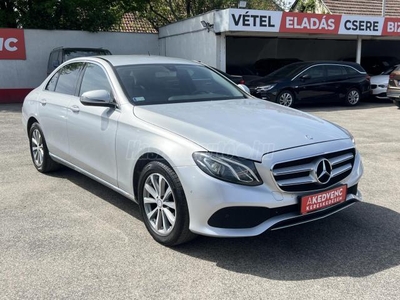 MERCEDES-BENZ E 220 d 9G-TRONIC LED Kamera Ülésfűtés PDC Holttérf. Bőr