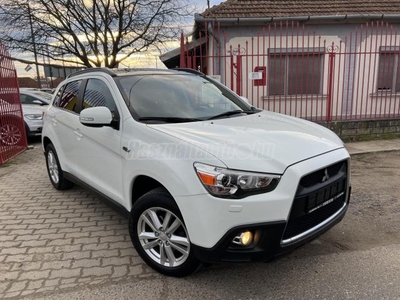 MITSUBISHI ASX 1.6 MIVEC Intense 1.TULAJ! VÉGIG MÁRKASZERVIZBEN SZERVIZELT! PANORÁMATETŐ.TEMPOMAT.TOLATÓRADAR