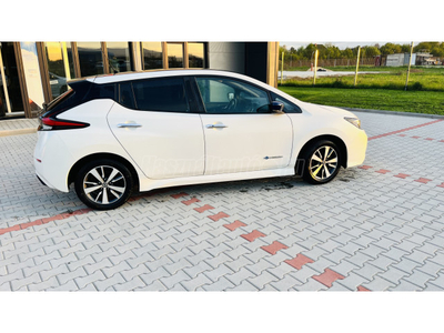 NISSAN LEAF Acenta 40kWh (Automata)