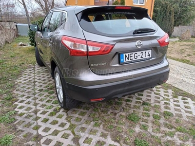 NISSAN QASHQAI 1.2 DIG-T Acenta EURO6 Magyarországi. gyári fényezés!