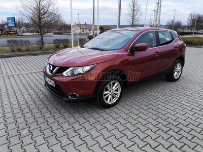 NISSAN QASHQAI 1.2 DIG-T N-Connecta EURO6 ++ EGY TULAJ!!! ++ VÉGIG HIVATALOS MÁRKASZERVIZBEN SZERVIZELVE!!++