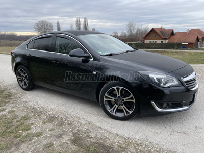 OPEL INSIGNIA 2.0 T Cosmo (Automata)