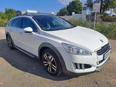 PEUGEOT 508 SW RXH 2.0 HDi HYbrid4 EGS6 4X4 TÉLI-NYÁRI GUMIKKAL ÖNERŐ NÉLKÜL HITELRE IS