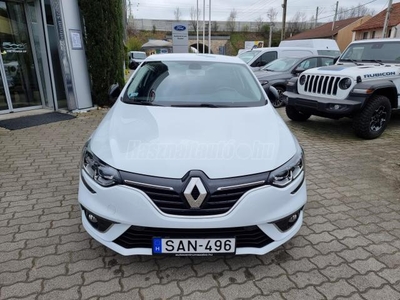 RENAULT MEGANE 1.3 TCe Limited MAGYARORSZÁGI. GARANTÁLT KM FUTÁS. SZÉP ÁLLAPOT. FRISS MŰSZAKI VIZSGÁVAL