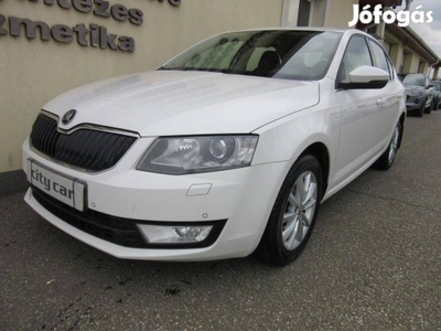 Skoda Octavia 2.0 CR TDI Elegance Tempomat. Nav...