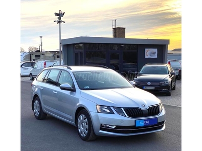 SKODA OCTAVIA Combi 1.6 CR TDI Style Ülésfűtés/Magyarországi/Navigáció/