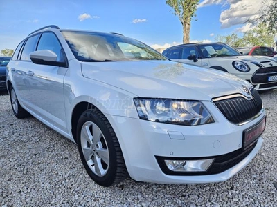 SKODA OCTAVIA Combi 2.0 CR TDI Elegance DSG Sz.könyv! Tempomat! Bluetooth! Navi! Xenon!