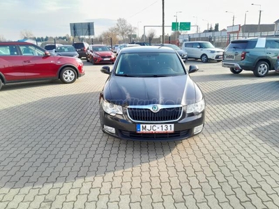 SKODA SUPERB 2.0 CR TDI Ambition VALÓS KM! VEZÉRLÉS. KETTŐSTÖMEGŰ. EGR CSERÉLVE! TÉLI-NYÁRI KERÉK!