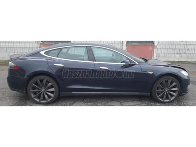 TESLA MODEL S 85 Performance (Automata) Nyitható panorámatető. Elektromos csomagtérajtó