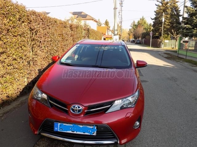 TOYOTA AURIS 1.8 HSD Live Plus (Automata)