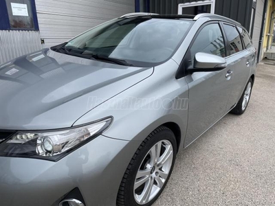 TOYOTA AURIS Touring Sports 1.6 Active Becsületesnepper X 8 db alukerék