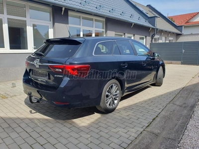 TOYOTA AVENSIS 2.0 D-4D Executive EDITION S!