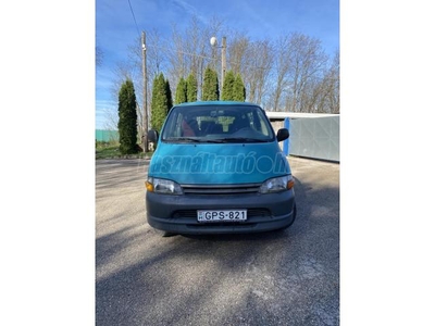 TOYOTA HI-ACE Hiace 2.4 D Combi